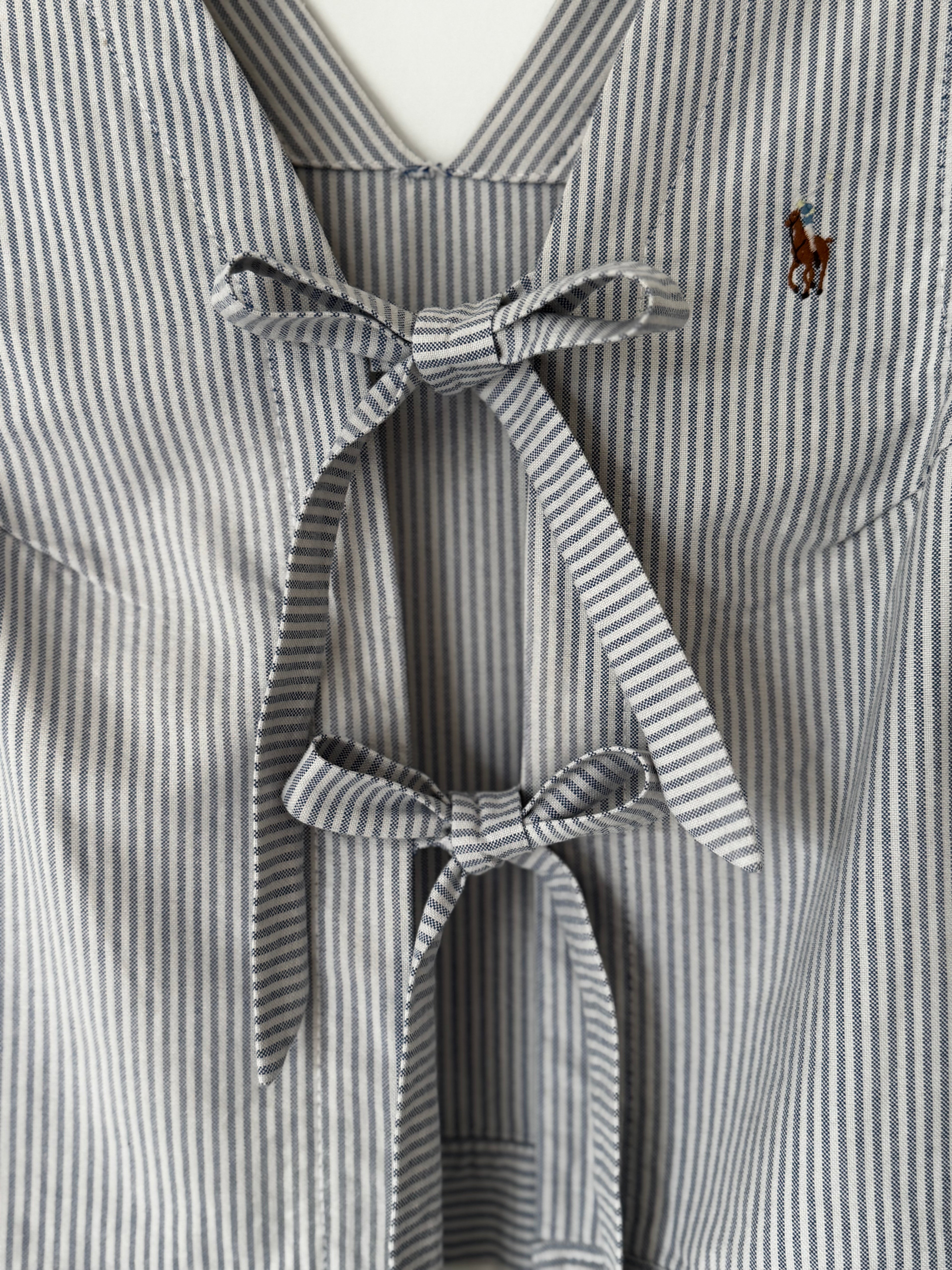 Chemisier sans maches LOOPY - à nouer devant